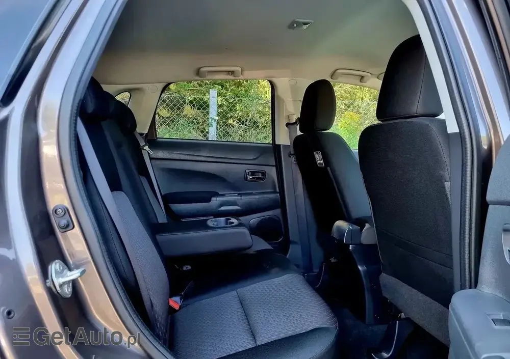 MITSUBISHI ASX 1.6 Invite