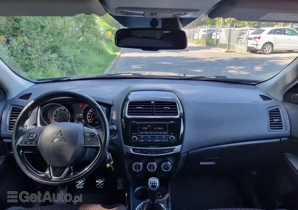 MITSUBISHI ASX 1.6 Invite