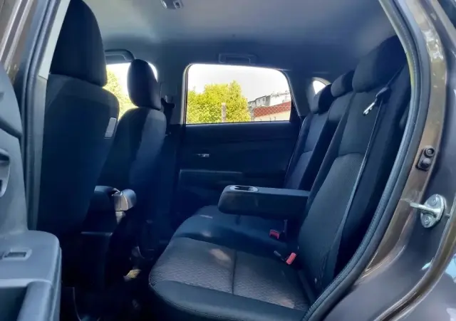 MITSUBISHI ASX 1.6 Invite