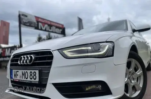AUDI A4 