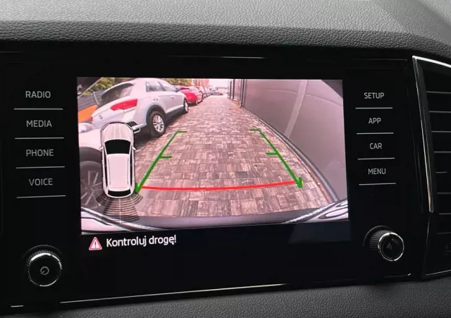 SKODA Karoq 1.6 TDI SCR DSG Ambition