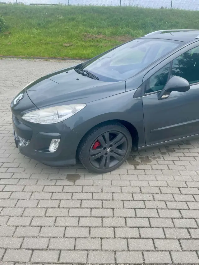 PEUGEOT 308 Premium 150