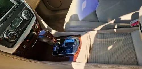 CADILLAC SRX 
