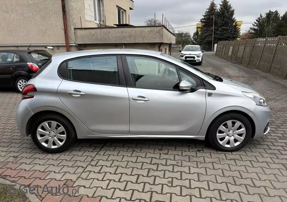 PEUGEOT 208 1.6 BlueHDi Active
