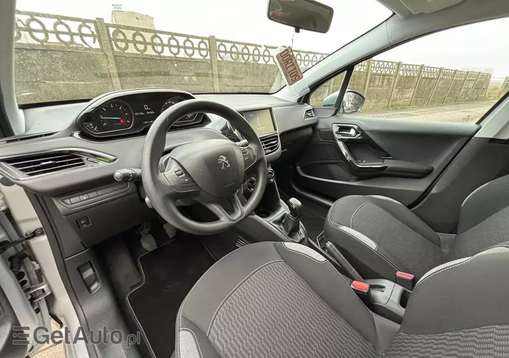 PEUGEOT 208 1.6 BlueHDi Active