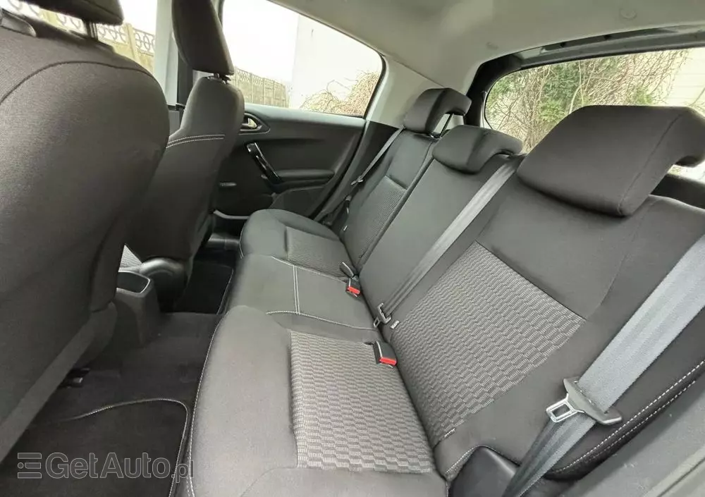 PEUGEOT 208 1.6 BlueHDi Active