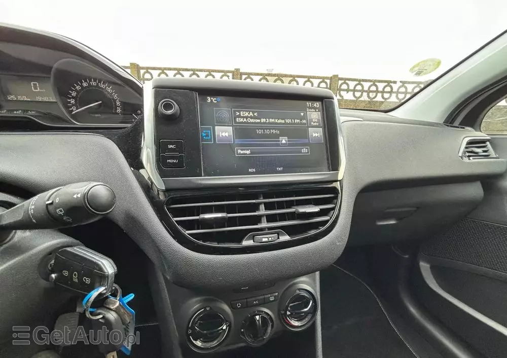 PEUGEOT 208 1.6 BlueHDi Active