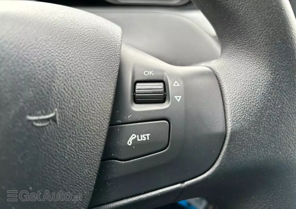 PEUGEOT 208 1.6 BlueHDi Active