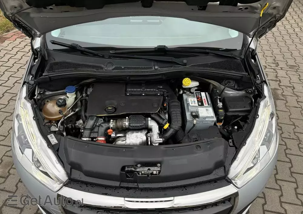 PEUGEOT 208 1.6 BlueHDi Active