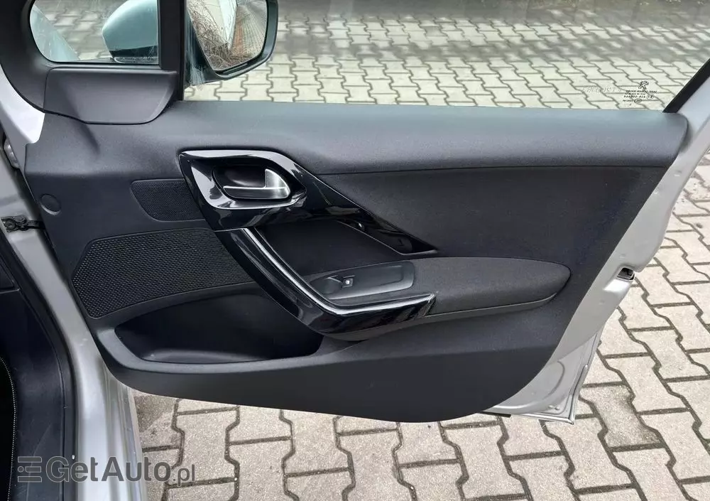 PEUGEOT 208 1.6 BlueHDi Active