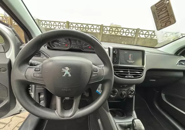 PEUGEOT 208 1.6 BlueHDi Active