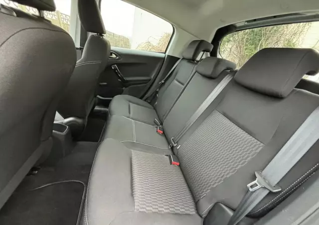 PEUGEOT 208 1.6 BlueHDi Active