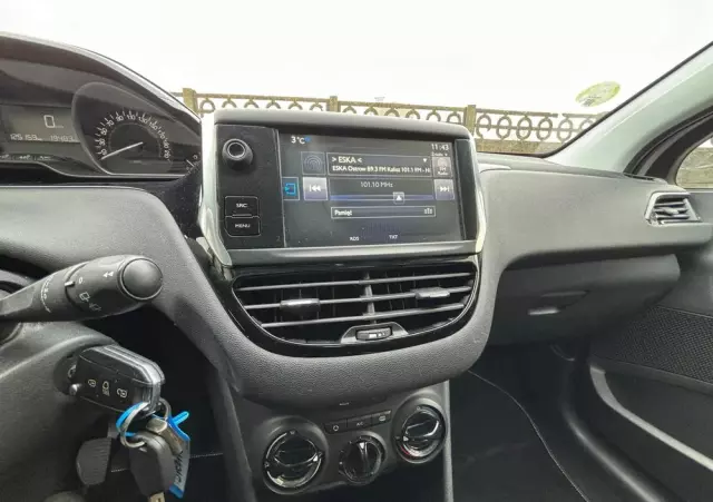 PEUGEOT 208 1.6 BlueHDi Active