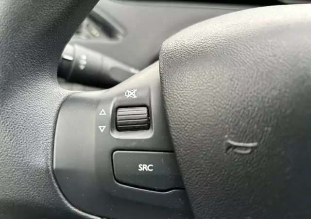 PEUGEOT 208 1.6 BlueHDi Active