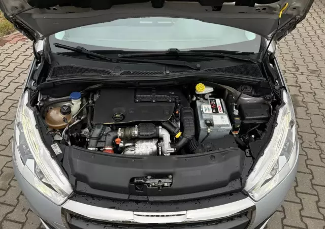 PEUGEOT 208 1.6 BlueHDi Active