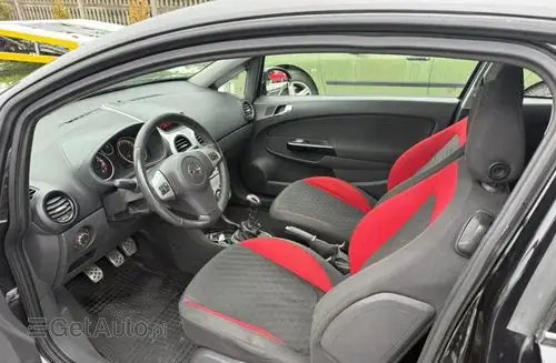 OPEL Corsa GSI 