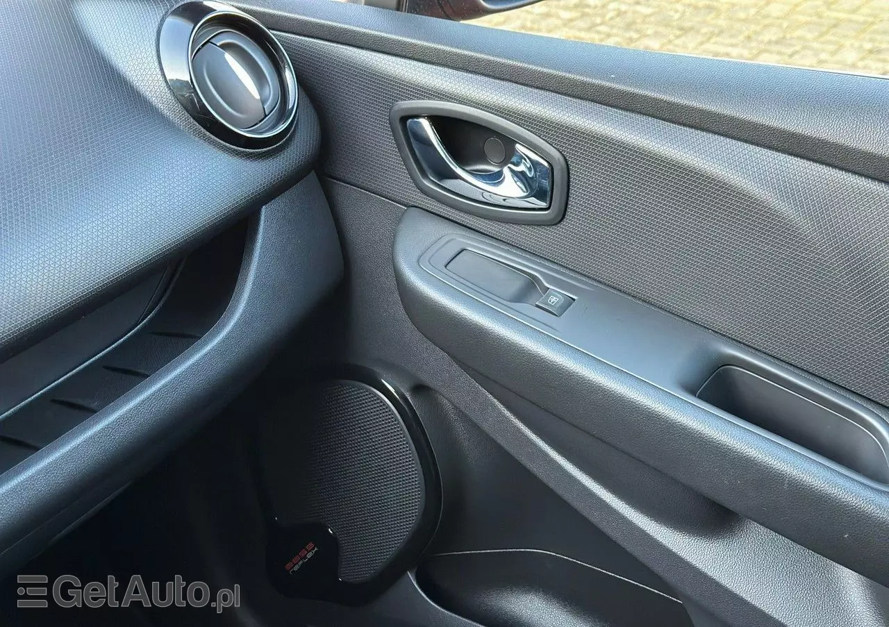 RENAULT Clio 0.9 Energy TCe Limited