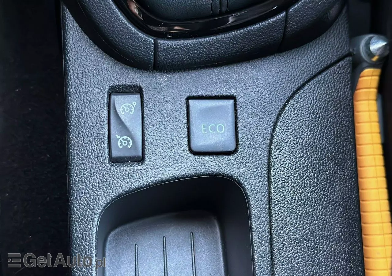 RENAULT Clio 0.9 Energy TCe Limited