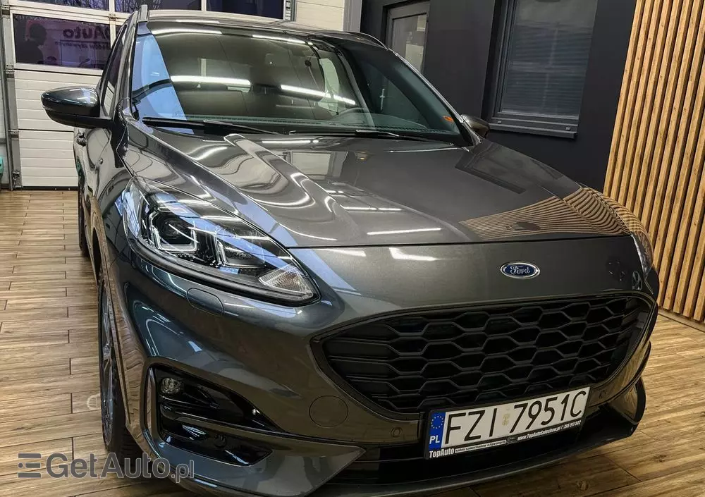 FORD Kuga 1.5 EcoBoost ST-LINE