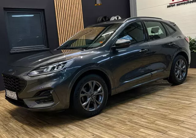 FORD Kuga 1.5 EcoBoost ST-LINE