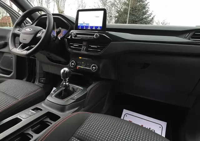 FORD Kuga 1.5 EcoBoost ST-LINE