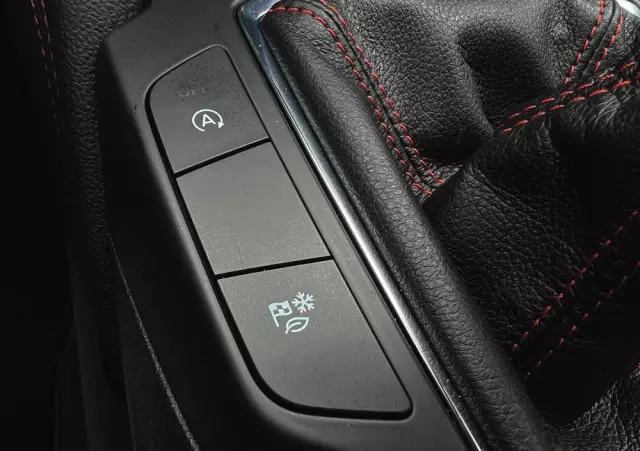 FORD Kuga 1.5 EcoBoost ST-LINE