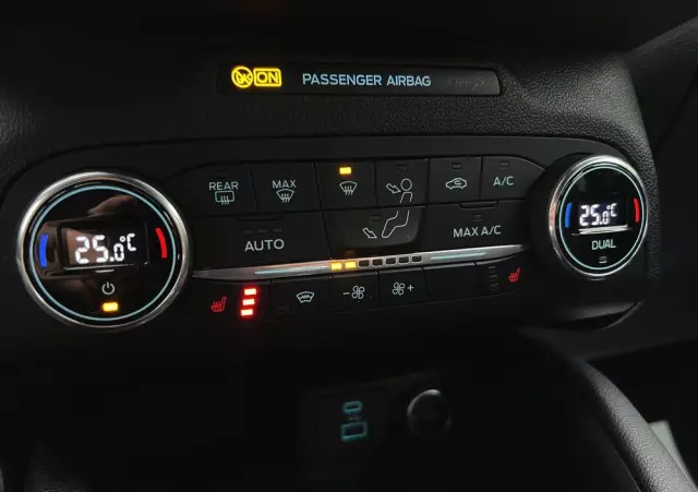 FORD Kuga 1.5 EcoBoost ST-LINE