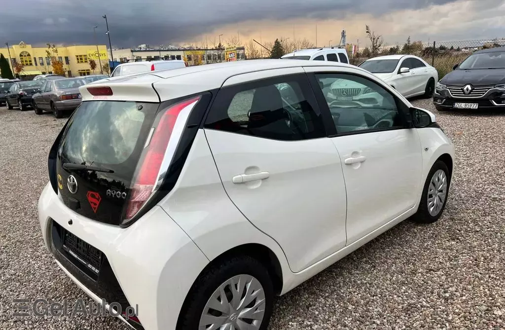 TOYOTA Aygo 1.0 VVT-i (69 KM)