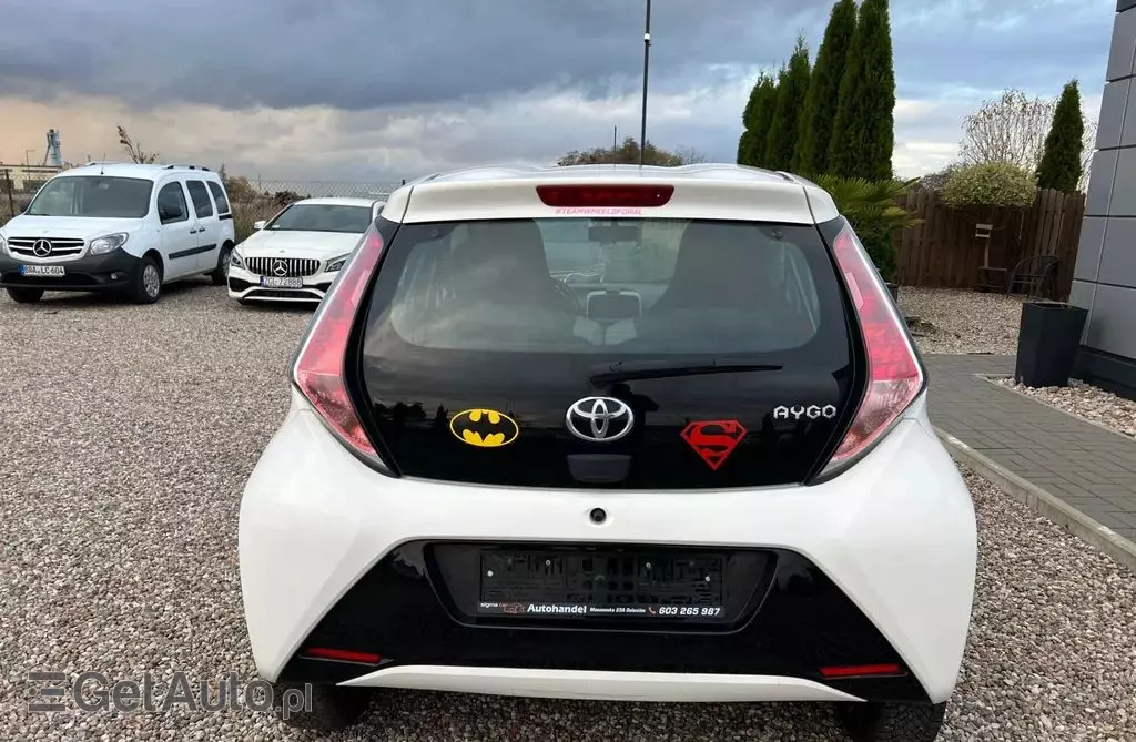 TOYOTA Aygo 1.0 VVT-i (69 KM)