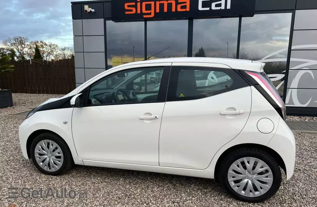 TOYOTA Aygo 1.0 VVT-i (69 KM)