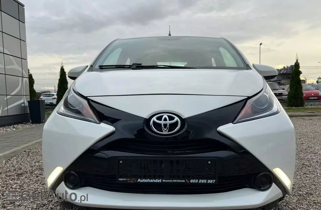 TOYOTA Aygo 1.0 VVT-i (69 KM)