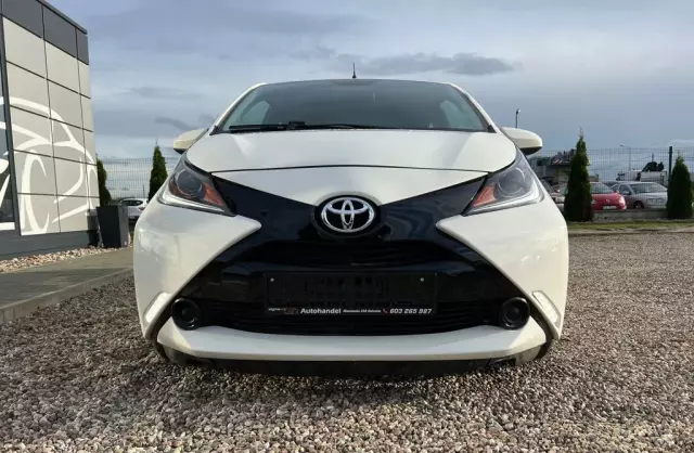TOYOTA Aygo 1.0 VVT-i (69 KM)