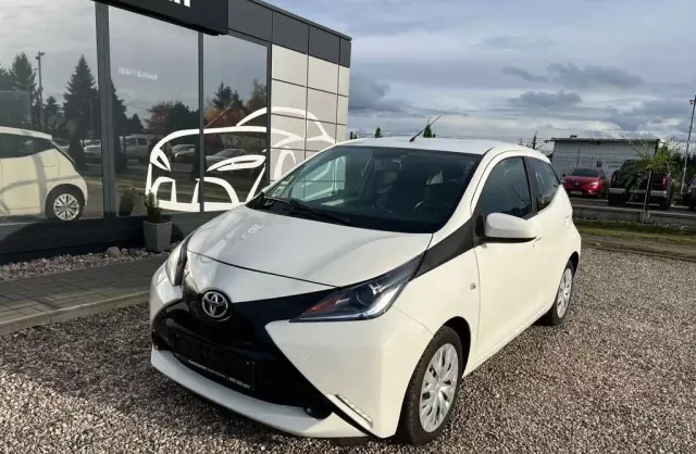 TOYOTA Aygo 1.0 VVT-i (69 KM)