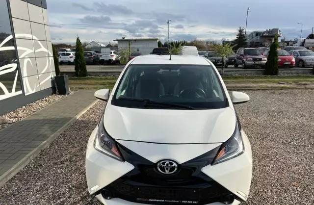 TOYOTA Aygo 1.0 VVT-i (69 KM)