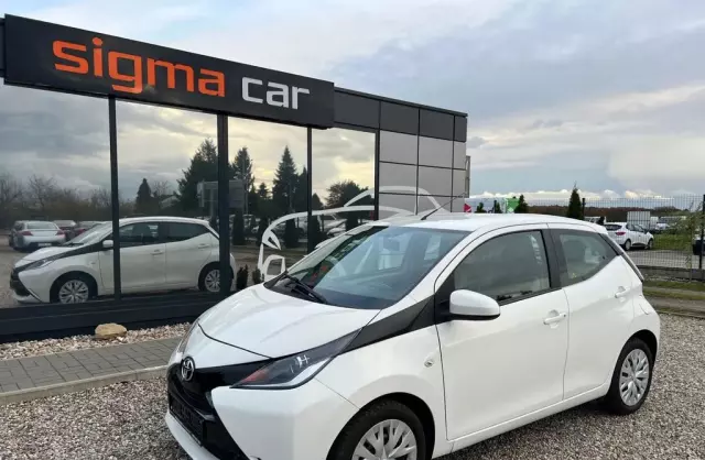 TOYOTA Aygo 1.0 VVT-i (69 KM)