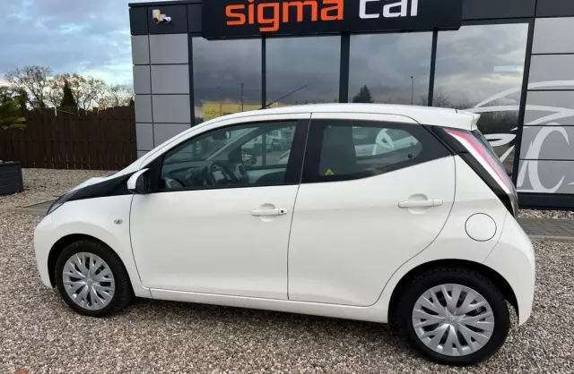 TOYOTA Aygo 1.0 VVT-i (69 KM)