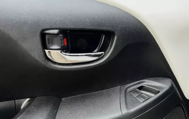 TOYOTA Aygo 1.0 VVT-i (69 KM)