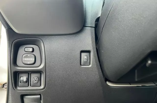 TOYOTA Aygo 1.0 VVT-i (69 KM)