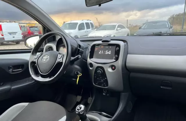 TOYOTA Aygo 1.0 VVT-i (69 KM)