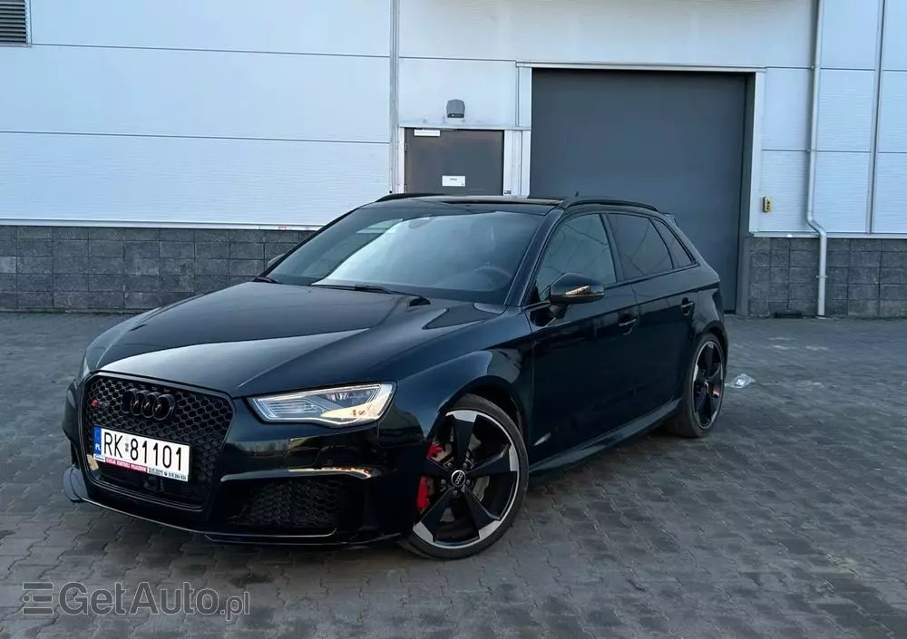 AUDI RS3 Sportback S tronic