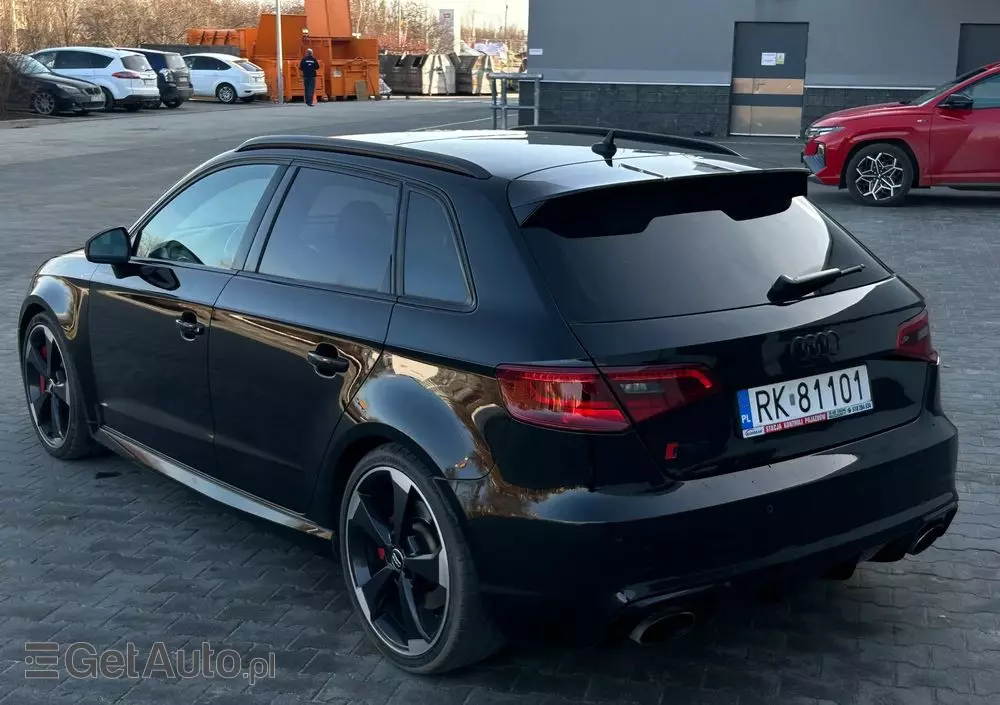 AUDI RS3 Sportback S tronic