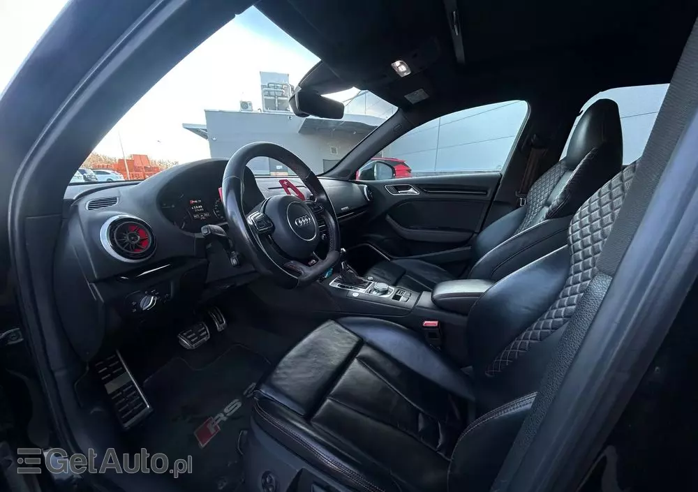 AUDI RS3 Sportback S tronic