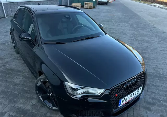 AUDI RS3 Sportback S tronic