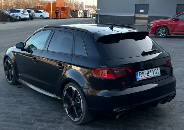 AUDI RS3 Sportback S tronic