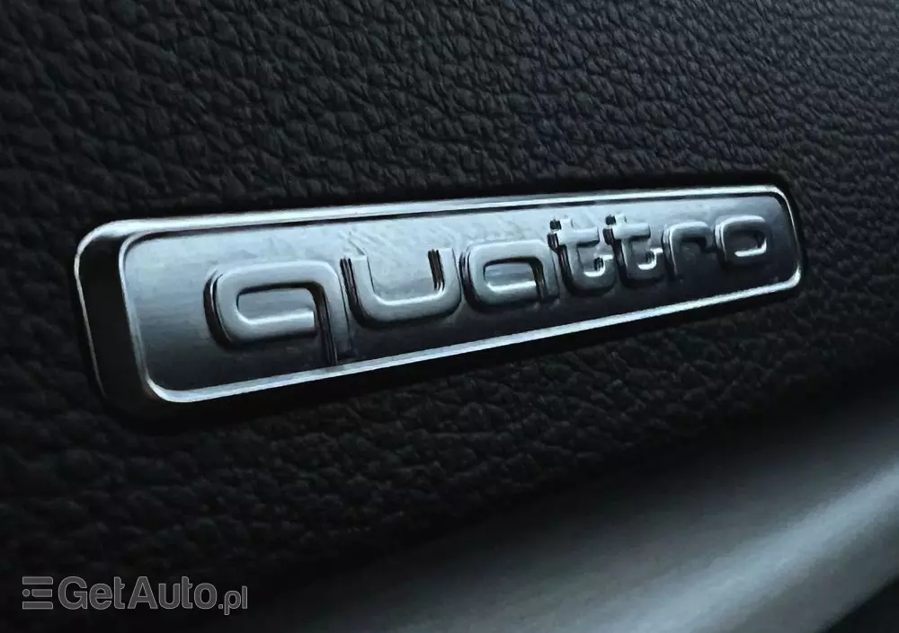 AUDI A3 2.0 TFSI Sportback quattro S tronic sport