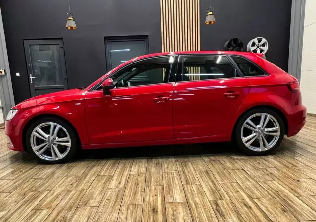 AUDI A3 2.0 TFSI Sportback quattro S tronic sport