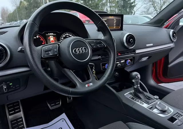 AUDI A3 2.0 TFSI Sportback quattro S tronic sport