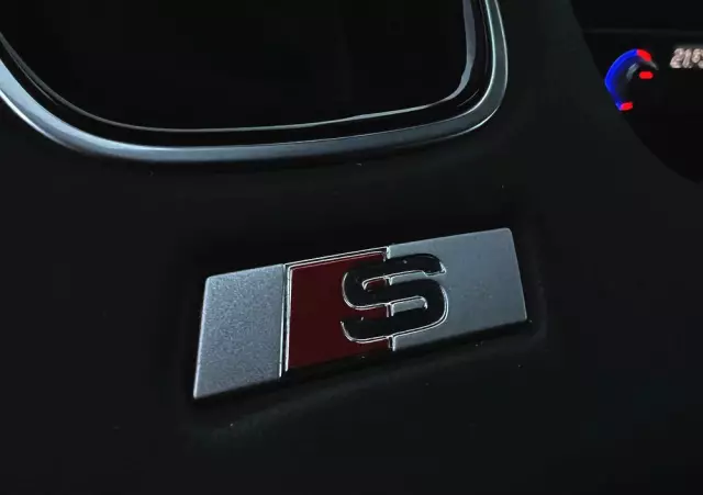 AUDI A3 2.0 TFSI Sportback quattro S tronic sport