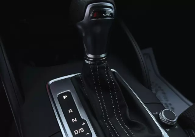 AUDI A3 2.0 TFSI Sportback quattro S tronic sport