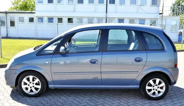 OPEL Meriva 